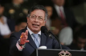 الرئيس الكولومبي رداً على العقوبات الأميركية لن أتراجع