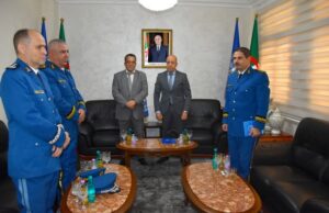 المدير العام للأمن الوطني يستقبل البروفيسور رشيد بلحاج لتعزيز التعاون في مجال الطب الشرعي وتطوير قدرات الشرطة العلمية