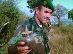 العقيد شهيد الواجب الوطني الزعيم عمي يماني عبد القادر قاهر الإرهاب استشهد في ميدان الشرف و البطولة في ولاية جيجل رحمة الله عليه تذكروه بدعوة خير فلو تعلمون فرحته بها لما نسيتموه الدهر كله شهدائنا باقون في القلب و الوجدان