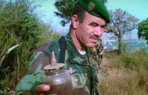 العقيد شهيد الواجب الوطني الزعيم عمي يماني عبد القادر قاهر الإرهاب استشهد في ميدان الشرف و البطولة في ولاية جيجل رحمة الله عليه تذكروه بدعوة خير فلو تعلمون فرحته بها لما نسيتموه الدهر كله شهدائنا باقون في القلب و الوجدان