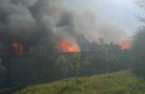 نشوب حريق مهول في أحد أكبر المخازن لدى واحدة من أكبر مؤسسات إنتاج بطاطا البذور والاستهلاك بسكيكدة