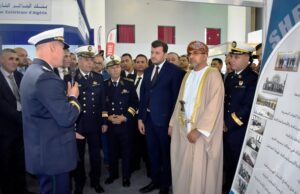 قيادة القوات البحرية تشارك في الصالون الدولي للصيد البحري وتربية المائيات SIPA 2025 بوهران