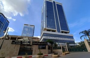 الاتحاد العام للتجار والحرفيين الجزائريين يثمّن لقاءه مع وزيرة التجارة ويطمئن المتعاملين الاقتصاديين