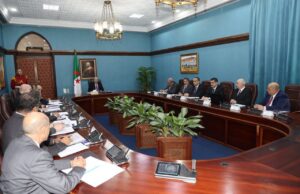 رئيس الجمهورية يترأس اجتماع عمل حول مدى تقدم المشاريع الكبرى