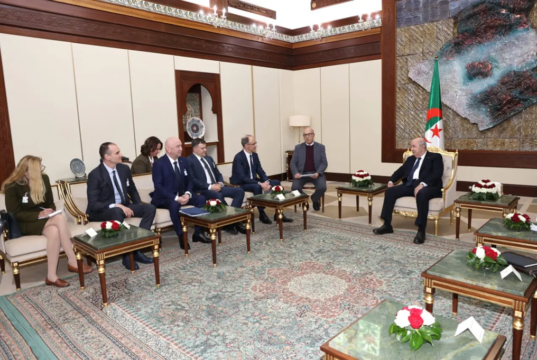 رئيس الجمهورية يستقبل رئيس وزراء جمهورية صربيا